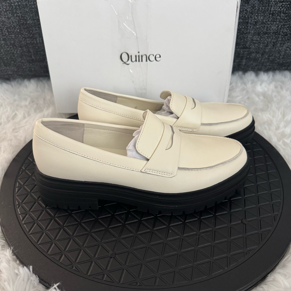Quince Italian Leather Lug Sole Loafers in Bone with Black Soles Size 7 - Picture 4 of 16